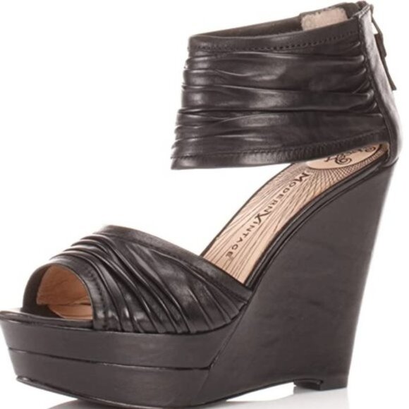 Modern Vintage Martine Ankle Strap Wedge Sandal - Picture 1 of 8